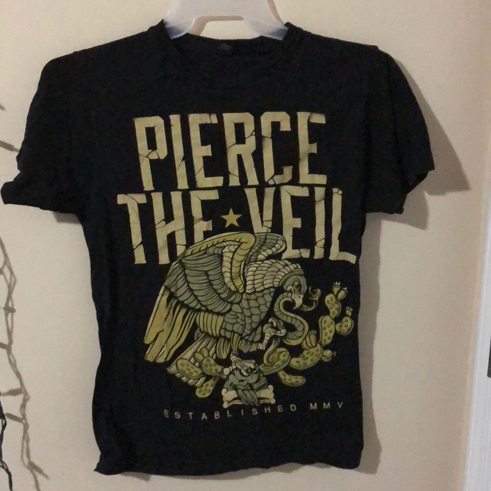 Pierce the veil tee